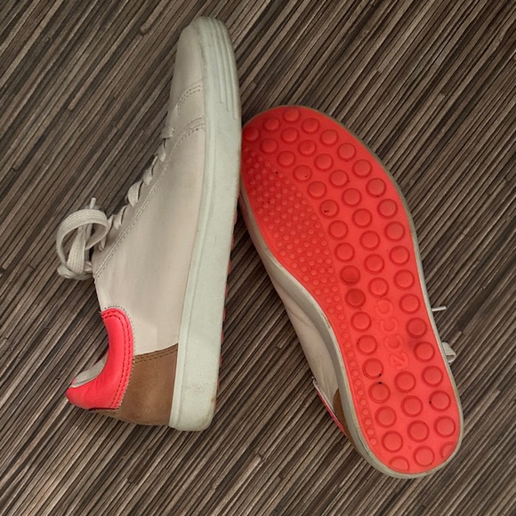 ECCO Soft 7 Vanilla Sandals - Picture 2 of 4